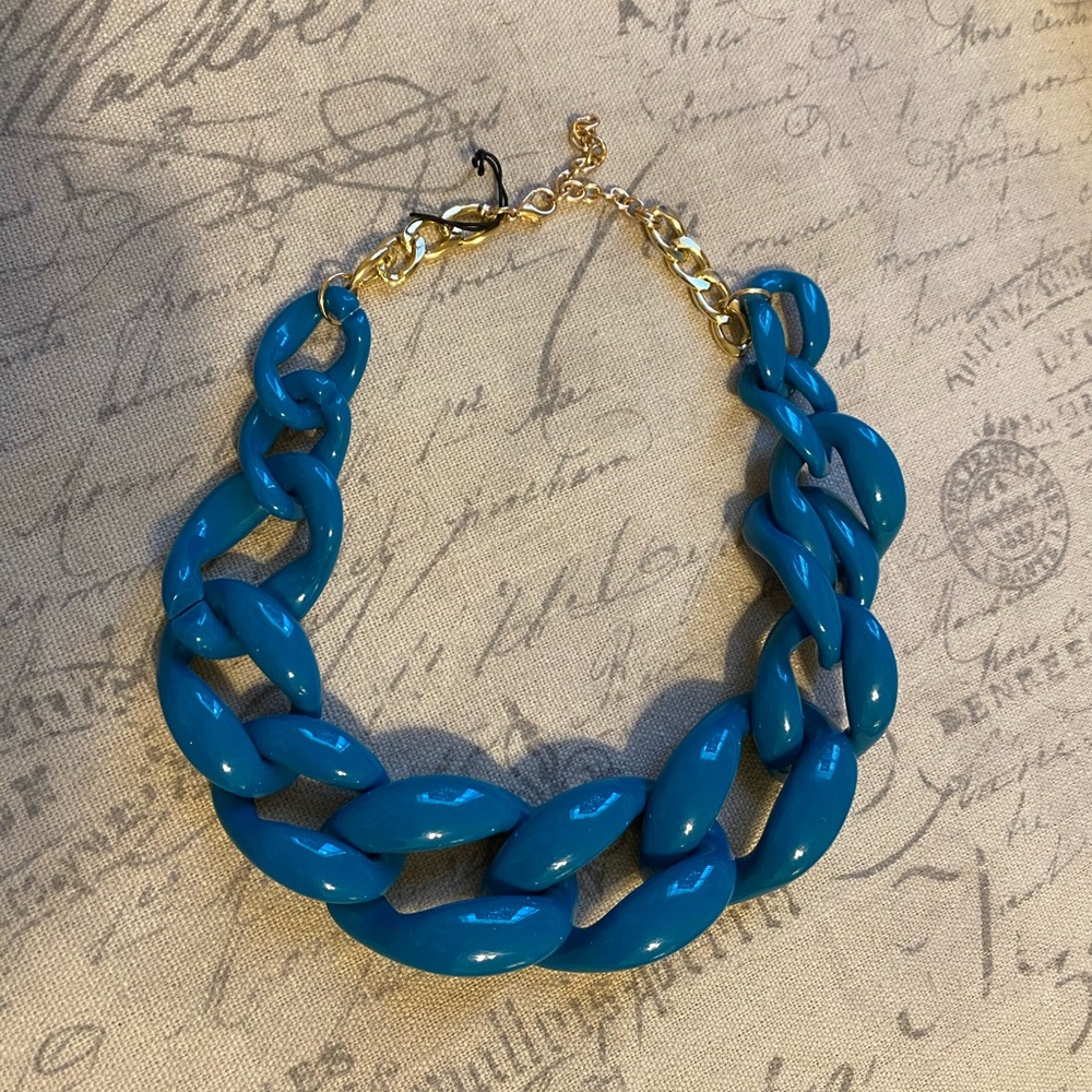 Gorgeous blue acrylic necklace